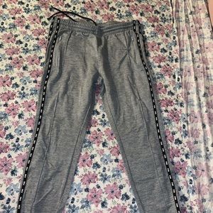 Victoria Secrets Pink jogger